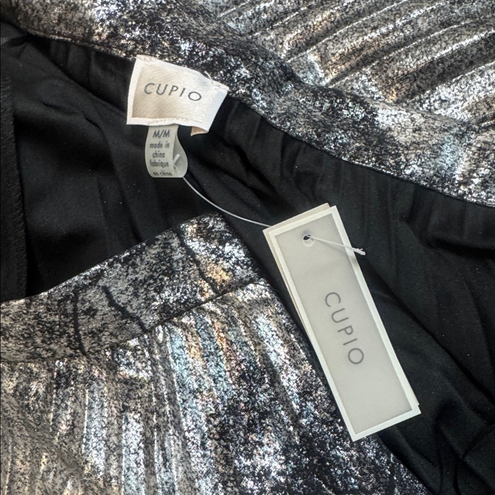 Cupio Metallic Pleated Midi Skirt – Silver & Black – Size M – NWT - Picture 4 of 5
